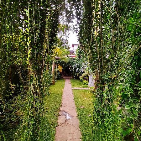 Bed and Breakfast Mandara Rest Hikkaduwa Exterior foto