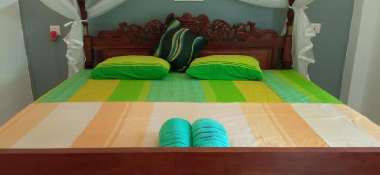 Bed and Breakfast Mandara Rest Hikkaduwa Exterior foto