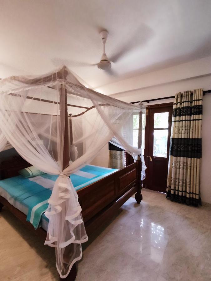 Bed and Breakfast Mandara Rest Hikkaduwa Exterior foto